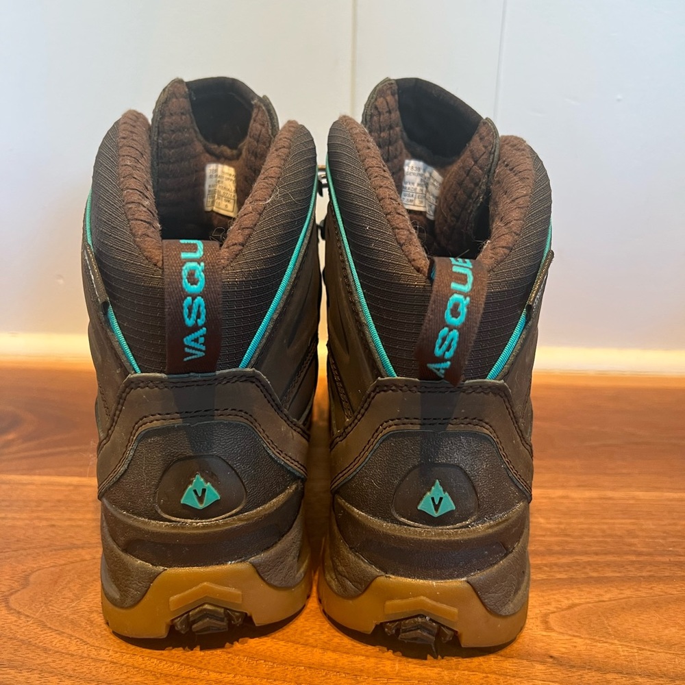 Vasque Snowblime Ultra Dry Winter Boots. Never worn! - Picture 5 of 10
